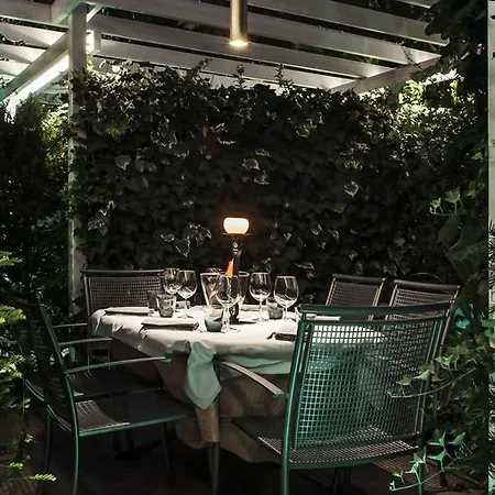 戴朗吉罗酒店