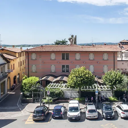 Dell'angelo פרדורה